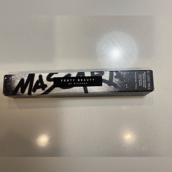 Mascara Fenty Beauty Full Frontal Volume, Lift & Curl - Noir - Neuf Scellé